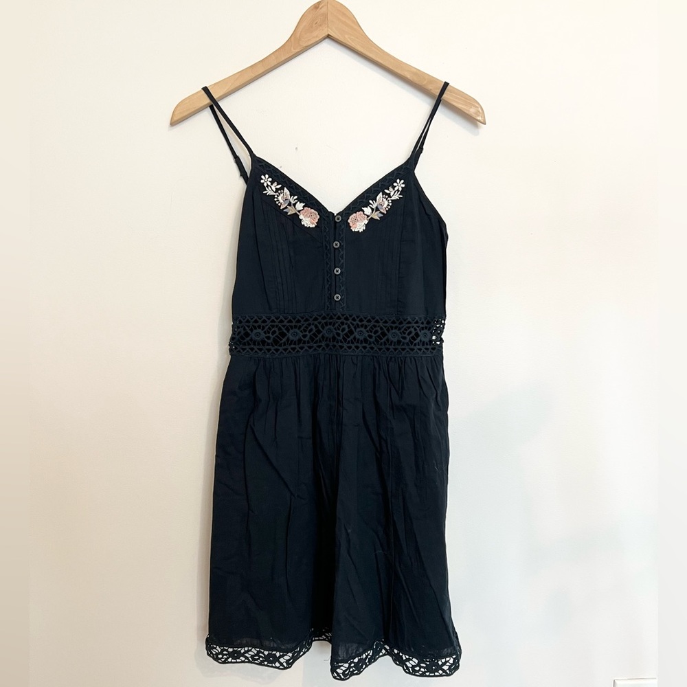 Abercrombie & Fitch Flower Embroidered Day Dress - navy